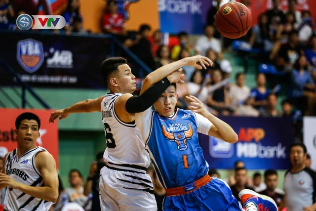 VBA Pre-season 2019 Game 5: Hanoi Buffaloes nhận thất bại thứ 2 - Ảnh 3.