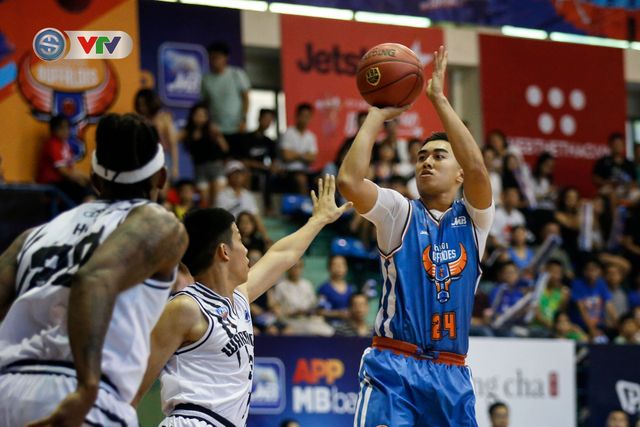 VBA Pre-season 2019 Game 5: Hanoi Buffaloes nhận thất bại thứ 2 - Ảnh 1.