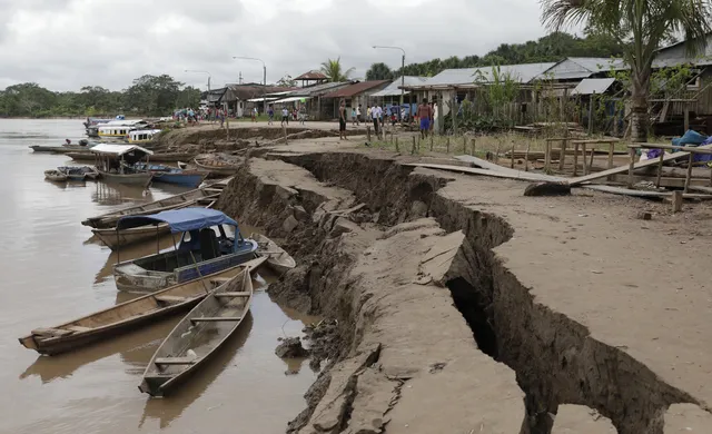 Động đất mạnh 8 độ richter làm rung chuyển Peru - Ảnh 8.