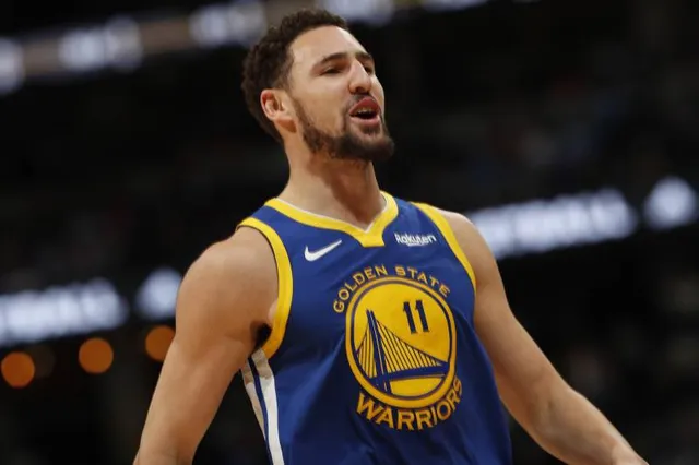 HLV Steve Kerr ca ngợi Klay Thompson là cầu thủ công thủ toàn diện nhất tại NBA - Ảnh 1.