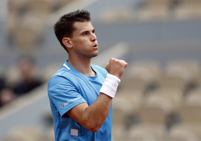 Dominic Thiem và Novak Djokovic giành quyền vào vòng 3 Pháp mở rộng 2019 - Ảnh 1.