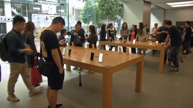 IPhone tiếp theo có thể cho phép mở khóa bằng cách chạm màn hình - Ảnh 1.