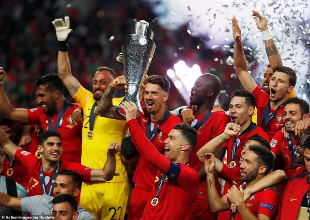 Thắng tối thiểu Hà Lan, Bồ Đào Nha lần đầu vô địch UEFA Nations League - Ảnh 4.