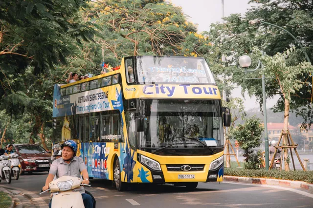 TP Hạ Long sắp triển khai xe bus hai tầng phục vụ du lịch - Ảnh 1.