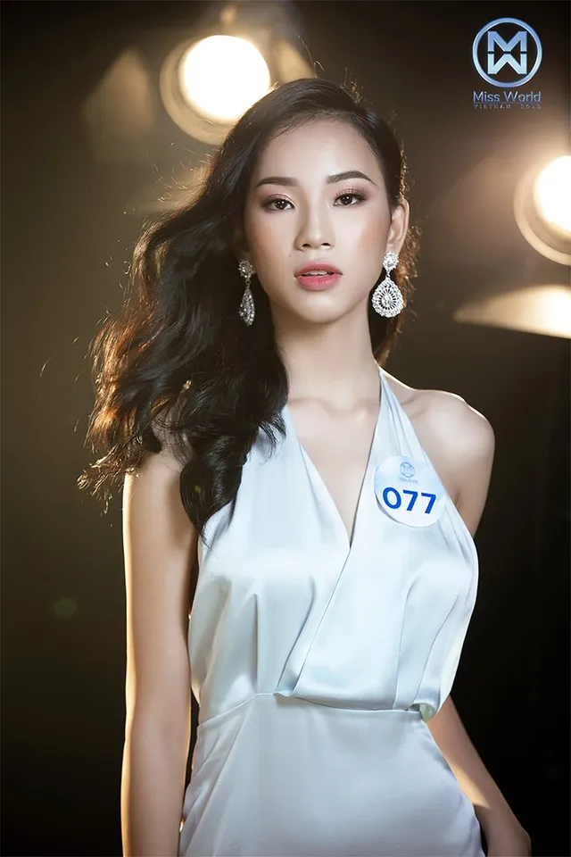 34 thí sinh Miss World Việt Nam 2019 đọ sắc trong đầm cocktail - Ảnh 1.