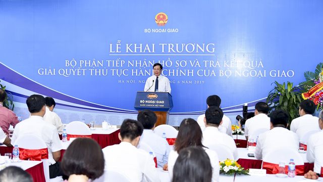 Khai trương Bộ phận Một cửa giải quyết thủ tục hành chính tại Cục Lãnh sự - Ảnh 2.