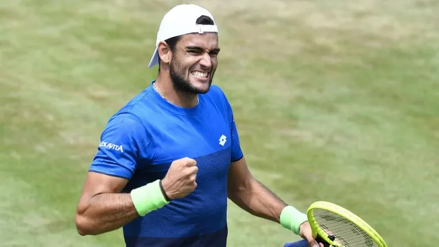 Halle mở rộng 2019: Federer vất vả đi tiếp, Berrettini gây bất ngờ - Ảnh 3.