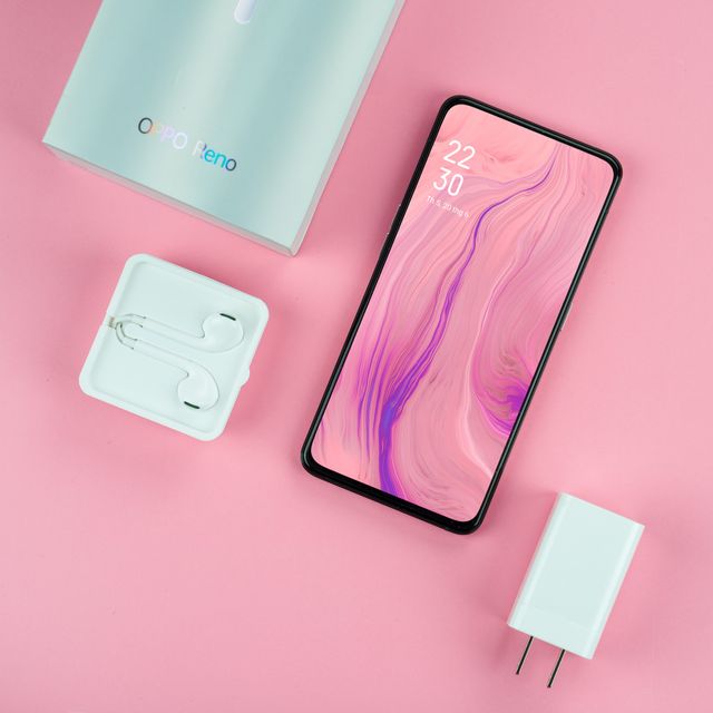 Oppo Reno ra mắt phiên bản màu hồng ngọc trai - Ảnh 1.