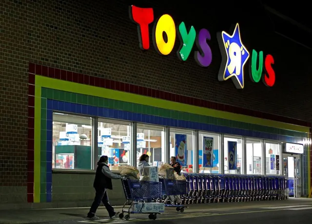 Toys “R” Us mở cửa trở lại trong dịp Giáng Sinh - Ảnh 1.