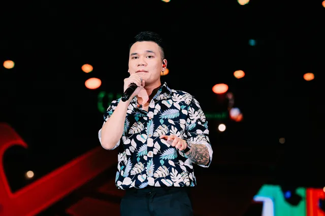 Hà Anh Tuấn lịch lãm đốn tim fan nữ trong show thời trang nam - Ảnh 7.