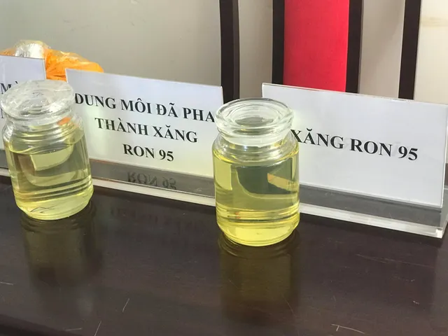 Vụ hàng triệu lít hỗn hợp pha chế xăng giả ở Đắk Nông bị triệt phá như thế nào? - Ảnh 1.