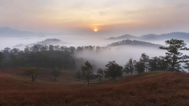 Mùa săn mây Đà Lạt - Ảnh 3. Mùa săn mây Đà Lạt - Ảnh 3.