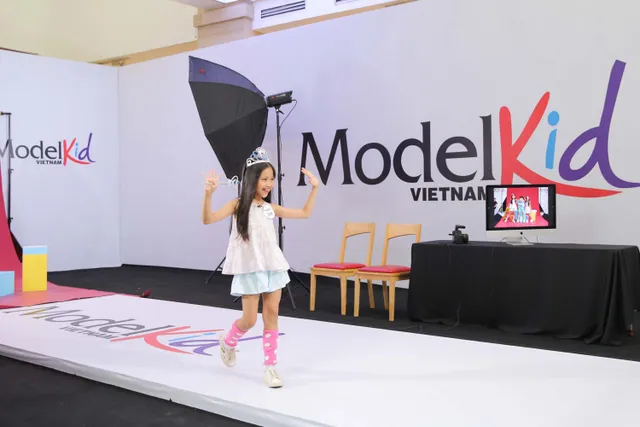 Tuyết Lan ra sức dùng bảo bối chiêu dụ các người mẫu nhí tại Model Kid Vietnam 2019 - Ảnh 5.