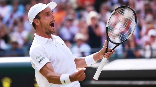 bautista-agut-wimbledon-2019-wednesday23