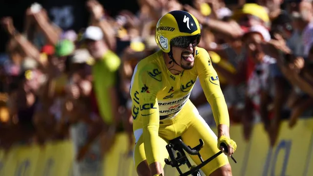 Áo vàng Julian Alaphilippe thắng chặng 13 tính giờ tại Tour de France 2019 - Ảnh 2.