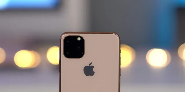 Người dùng Trung Quốc: iPhone 11 thật xấu xí, mua smartphone Huawei còn hơn - Ảnh 2.