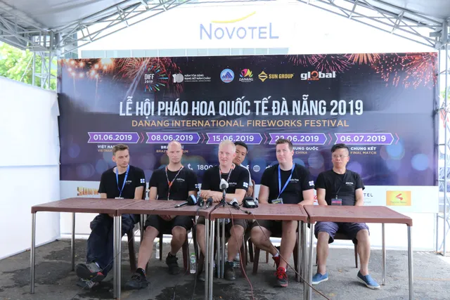 Lễ hội Pháo hoa quốc tế Đà Nẵng 2019: Chờ đợi đêm chung kết kịch tính giữa Anh và Phần Lan - Ảnh 1.