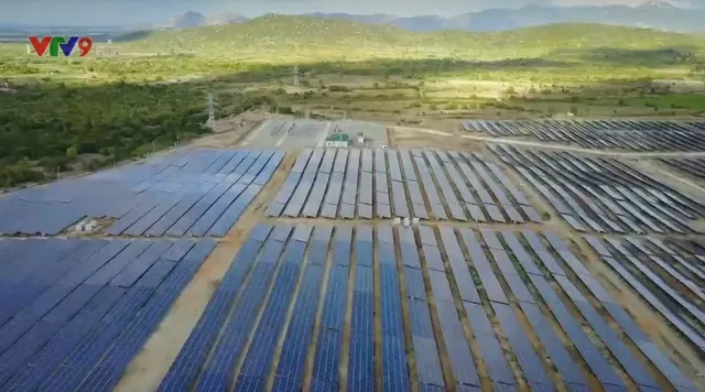 Ninh Thuận: Thêm một nhà máy điện mặt trời hòa lưới điện quốc gia - Ảnh 1. Ninh Thuận: Thêm một nhà máy điện mặt trời hòa lưới điện quốc gia - Ảnh 1.