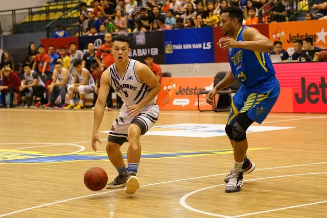VBA 2019: Hochiminh City Wings giành chiến thắng nghẹt thở - Ảnh 1.