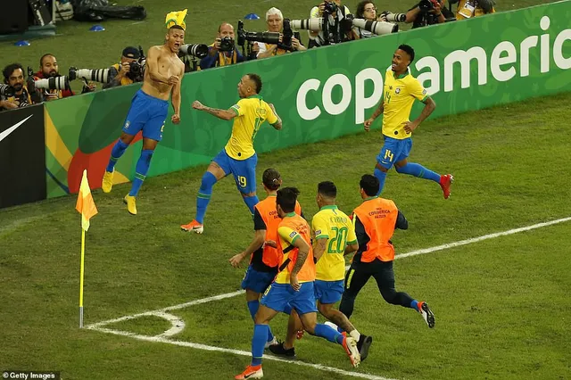 ẢNH: Jesus nhận thẻ đỏ, Brazil vẫn vô địch Copa America sau 12 năm chờ đợi - Ảnh 16.