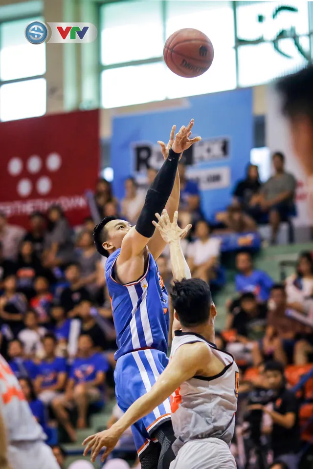 VBA 2019: Chiến thắng đầu tiên trên sân nhà của Hanoi Buffaloes - Ảnh 10.