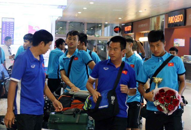 ĐT U15 Việt Nam về nước, bổ sung lực lượng chuẩn bị cho Vòng loại U16 châu Á 2020 - Ảnh 6.