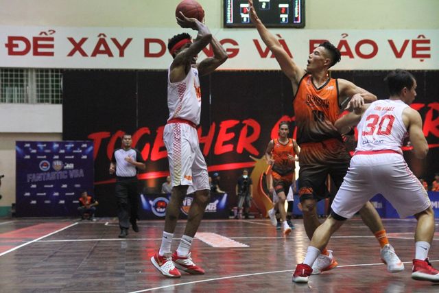 VBA 2019: Cuộc đua playoffs chính thức khép lại - Ảnh 2.