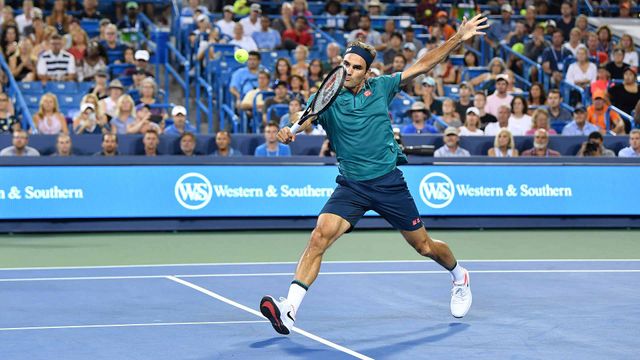 Roger Federer 2-0 Ignacio Londero (6/3, 6/2): Chiến thắng chóng vánh! - Ảnh 1.