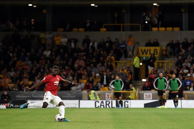 Wolverhampton 1-1 Manchester United: Pogba đá hỏng 11m, Manchester United chia điểm đáng tiếc - Ảnh 3.