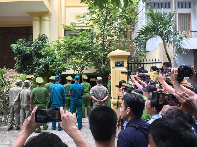 Tòa tuyên án bị cáo Nguyễn Hữu Linh 18 tháng tù - Ảnh 6.