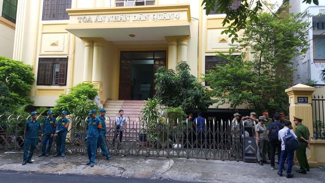 Tòa tuyên án bị cáo Nguyễn Hữu Linh 18 tháng tù - Ảnh 1.
