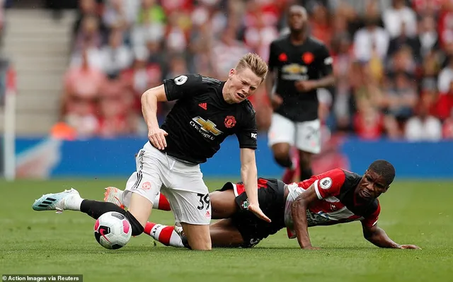 Southampton 1-1 Man Utd: Cánh én Daniel James chẳng thể làm nên mùa xuân - Ảnh 3.