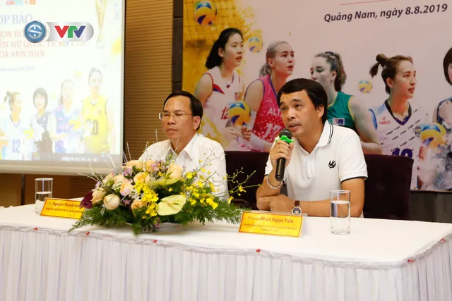 Họp báo bình chọn danh hiệu Hoa khôi VTV Cup Tôn Hoa Sen 2019 - Ảnh 1. Họp báo bình chọn danh hiệu Hoa khôi VTV Cup Tôn Hoa Sen 2019 - Ảnh 1.