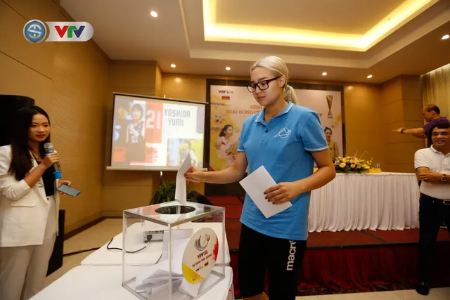Họp báo bình chọn danh hiệu Hoa khôi VTV Cup Tôn Hoa Sen 2019 - Ảnh 6. Họp báo bình chọn danh hiệu Hoa khôi VTV Cup Tôn Hoa Sen 2019 - Ảnh 6.