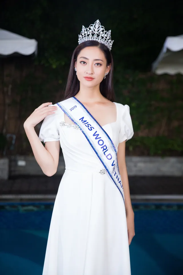 Trang chủ Miss World khen ngợi tân Hoa hậu Lương Thùy Linh của Việt Nam - Ảnh 8.
