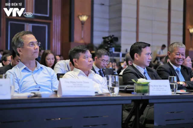 Khai mạc Vietnam ICT Summit 2019: Chuyển đổi số vì một Việt Nam hùng cường - Ảnh 2. Khai mạc Vietnam ICT Summit 2019: Chuyển đổi số vì một Việt Nam hùng cường - Ảnh 2.