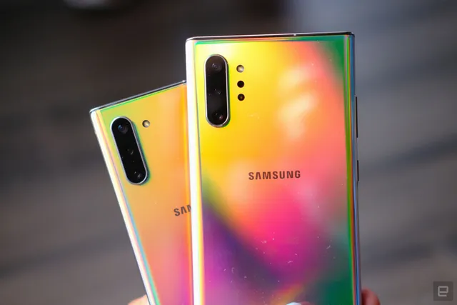 Trên tay Galaxy Note 10/Note 10+: Màu sắc ảo diệu, Samfan ngất ngây - Ảnh 3. Trên tay Galaxy Note 10/Note 10+: Màu sắc ảo diệu, Samfan ngất ngây - Ảnh 3.