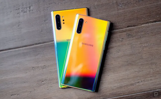 Trên tay Galaxy Note 10/Note 10+: Màu sắc ảo diệu, Samfan ngất ngây - Ảnh 2. Trên tay Galaxy Note 10/Note 10+: Màu sắc ảo diệu, Samfan ngất ngây - Ảnh 2.