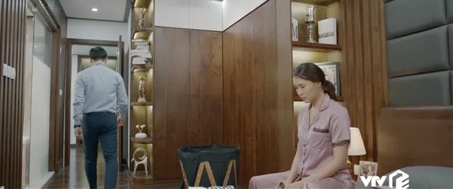 Hoa hồng trên ngực trái - Tập 1: Khi yêu nói lời ngon ngọt, cưới Khuê rồi, Thái lại coi vợ như ô sin - Ảnh 10. Hoa hồng trên ngực trái - Tập 1: Khi yêu nói lời ngon ngọt, cưới Khuê rồi, Thái lại coi vợ như ô sin - Ảnh 10.