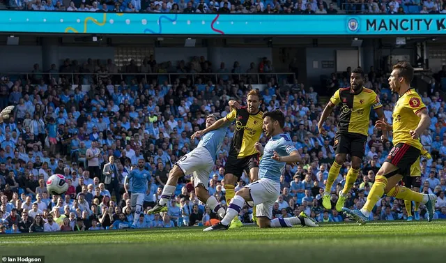 Ghi 5 bàn trong 18 phút đầu hiệp, Manchester City ‘hủy diệt’ Watford 8-0 - Ảnh 1.