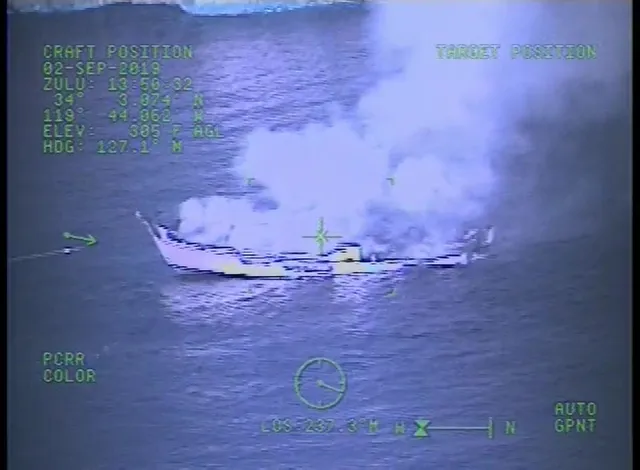 Mỹ ngừng tìm kiếm hành khách mất tích trong vụ cháy tàu - Ảnh 1.