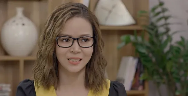 Những nhân viên gương mẫu - Tập 18: Không ngán bất cứ ai nên đừng có dọa bà Như Ý (NSND Lan Hương) - Ảnh 2. Những nhân viên gương mẫu - Tập 18: Không ngán bất cứ ai nên đừng có dọa bà Như Ý (NSND Lan Hương) - Ảnh 2.