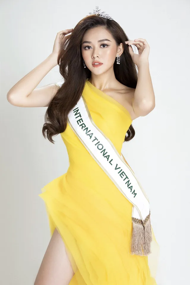 Á hậu Tường San sẵn sàng chinh chiến tại Miss International 2019 - Ảnh 1. Á hậu Tường San sẵn sàng chinh chiến tại Miss International 2019 - Ảnh 1.