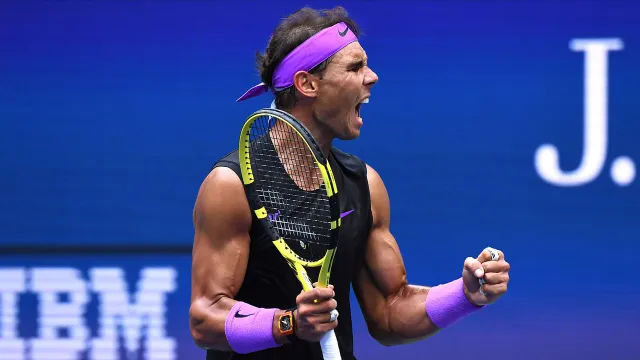 Thắng nghẹt thở Daniil Medvedev, Rafael Nadal lần thứ 4 vô địch Mỹ mở rộng - Ảnh 3. Thắng nghẹt thở Daniil Medvedev, Rafael Nadal lần thứ 4 vô địch Mỹ mở rộng - Ảnh 3.