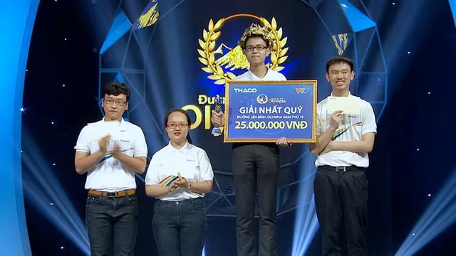 Nhìn lại những màn bứt phá về đích của 4 nhà leo núi vào CK Đường lên đỉnh Olympia năm thứ 19 - Ảnh 1. Nhìn lại những màn bứt phá về đích của 4 nhà leo núi vào CK Đường lên đỉnh Olympia năm thứ 19 - Ảnh 1.