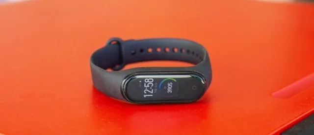 Mi Band 5: Màn hình lớn hơn, hỗ trợ NFC toàn cầu - Ảnh 1.