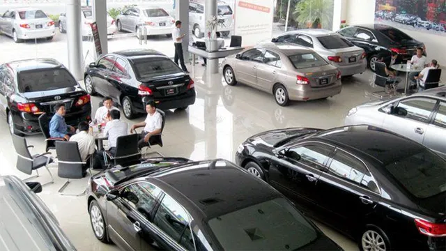 Thị trường ô tô tăng mạnh trong dịp Tết Nguyên đán - Ảnh 1. Thị trường ô tô tăng mạnh trong dịp Tết Nguyên đán - Ảnh 1.