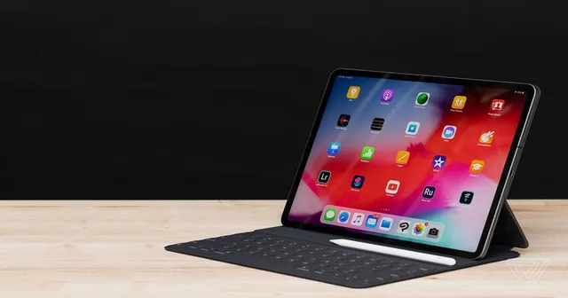 Apple đang phát triển iPad Pro 5G - Ảnh 1. Apple đang phát triển iPad Pro 5G - Ảnh 1.