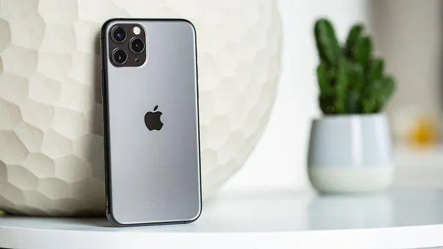 Top 7 smartphone ba camera tốt nhất nên mua - Ảnh 1.