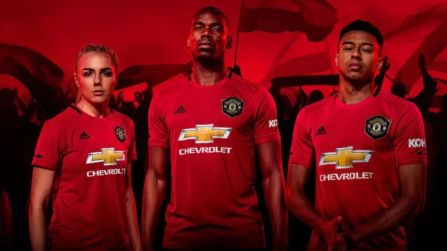 Top 10 đội bóng kiếm tiền khủng nhất năm 2019: Barca đứng đầu, MU thứ ba - Ảnh 8.